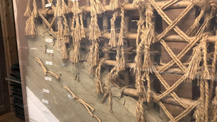 瀬戸屋敷 土蔵の壁の説明