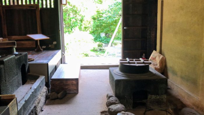 瀬戸屋敷の土間