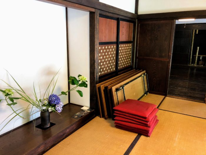 瀬戸屋敷の主屋