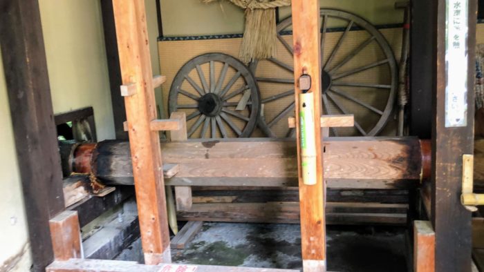 瀬戸屋敷の水車