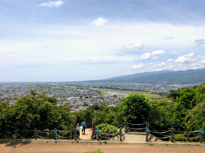 松田山ハーブガーデンから 足柄平野を眺める
