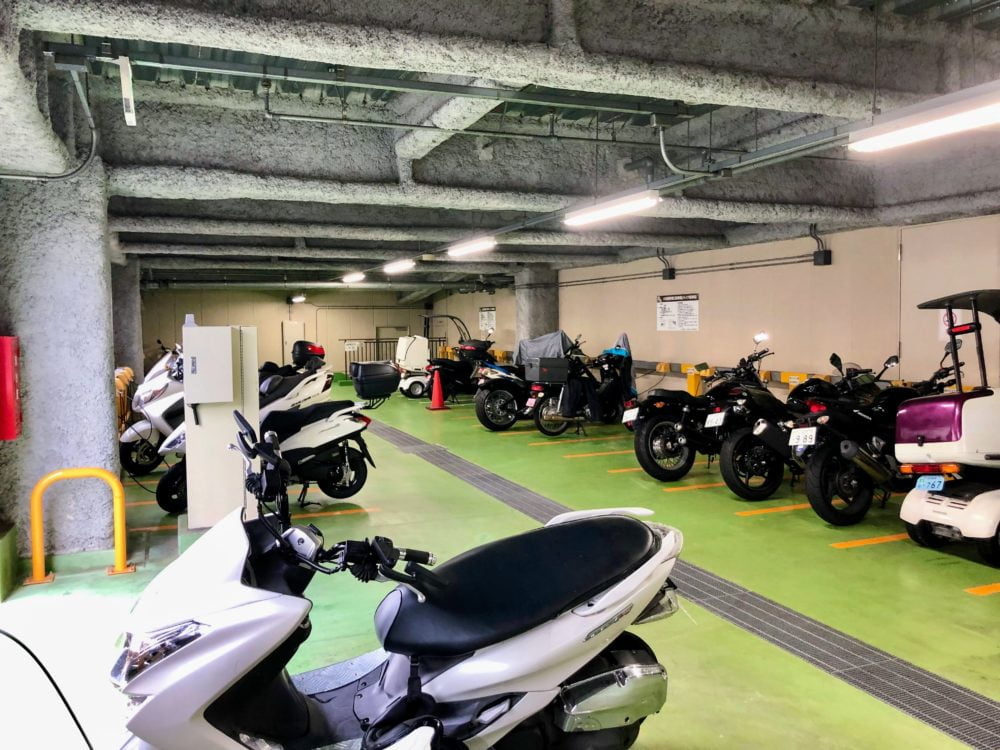 小田原駅東口駐車場(UMEKO)バイク駐車場内