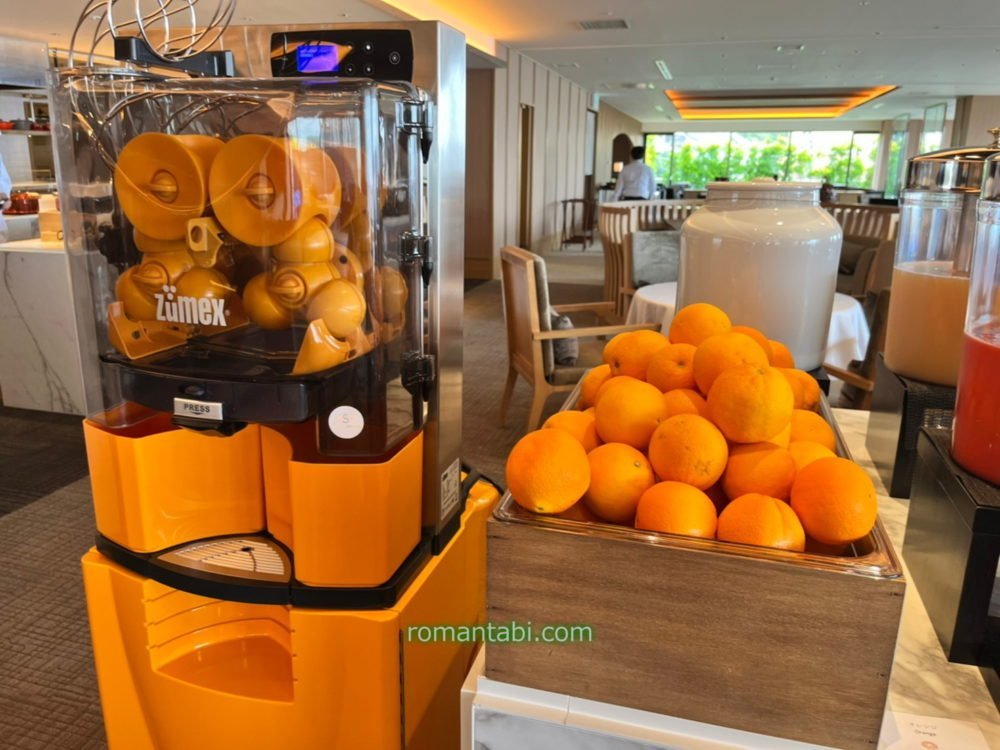 熱海パールスターホテル・バイキングのオレンジジューサー