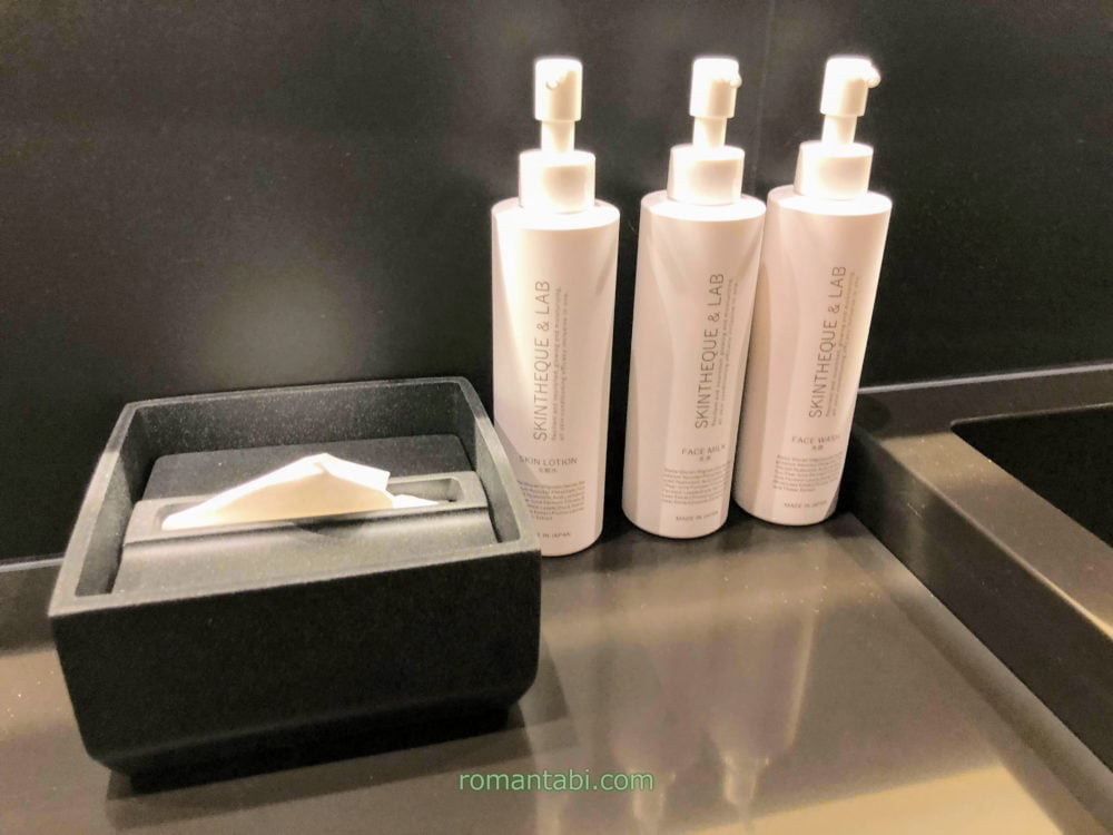 熱海パールスターホテル－インフィニティバス(温泉)の化粧品・乳液・ティッシュ