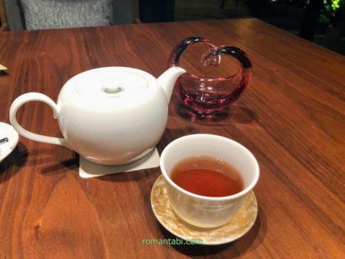 熱海パールスターホテル・中国料理 山海香味・プーアル茶(薄い)