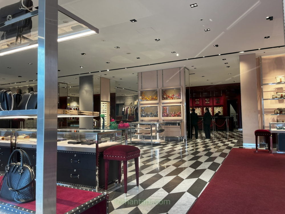 御殿場アウトレットのグッチ