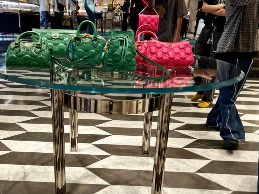 御殿場アウトレットのグッチのハンドバッグ