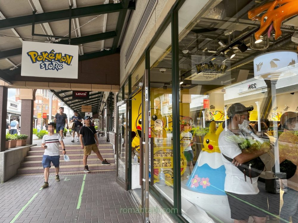 御殿場アウトレットのPokemon Store(ポケモンストア)入り口