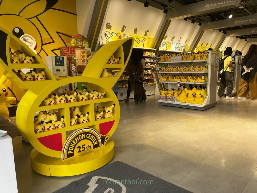 御殿場アウトレットのPokemon Store(ポケモンストア)のピカチュウ