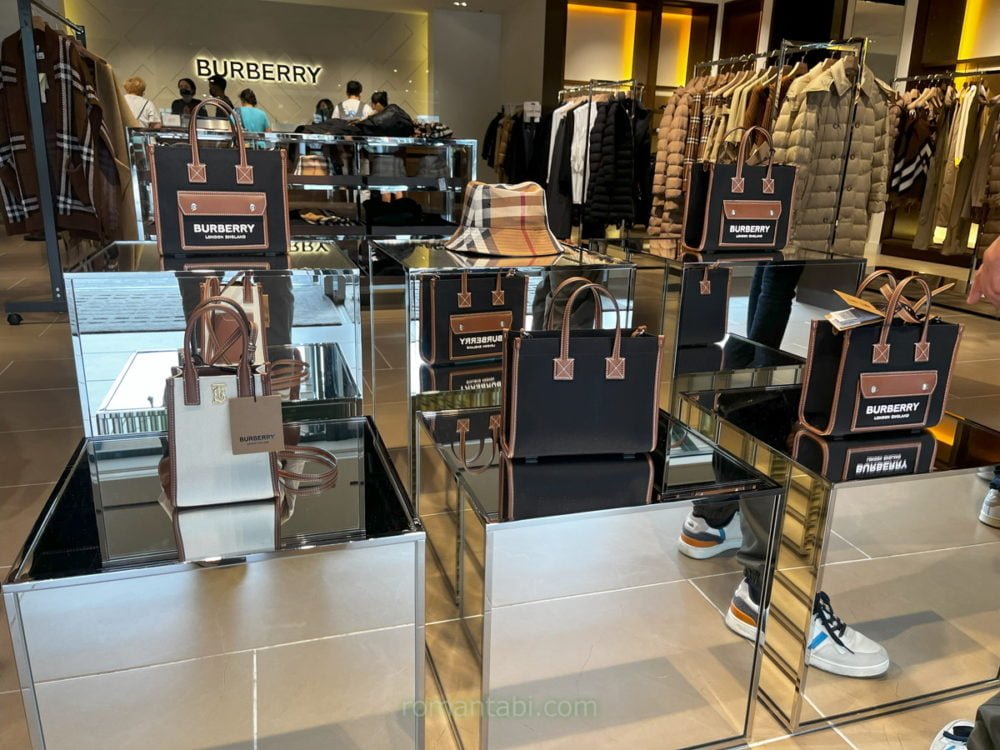 御殿場アウトレットのバーバリーのバッグ