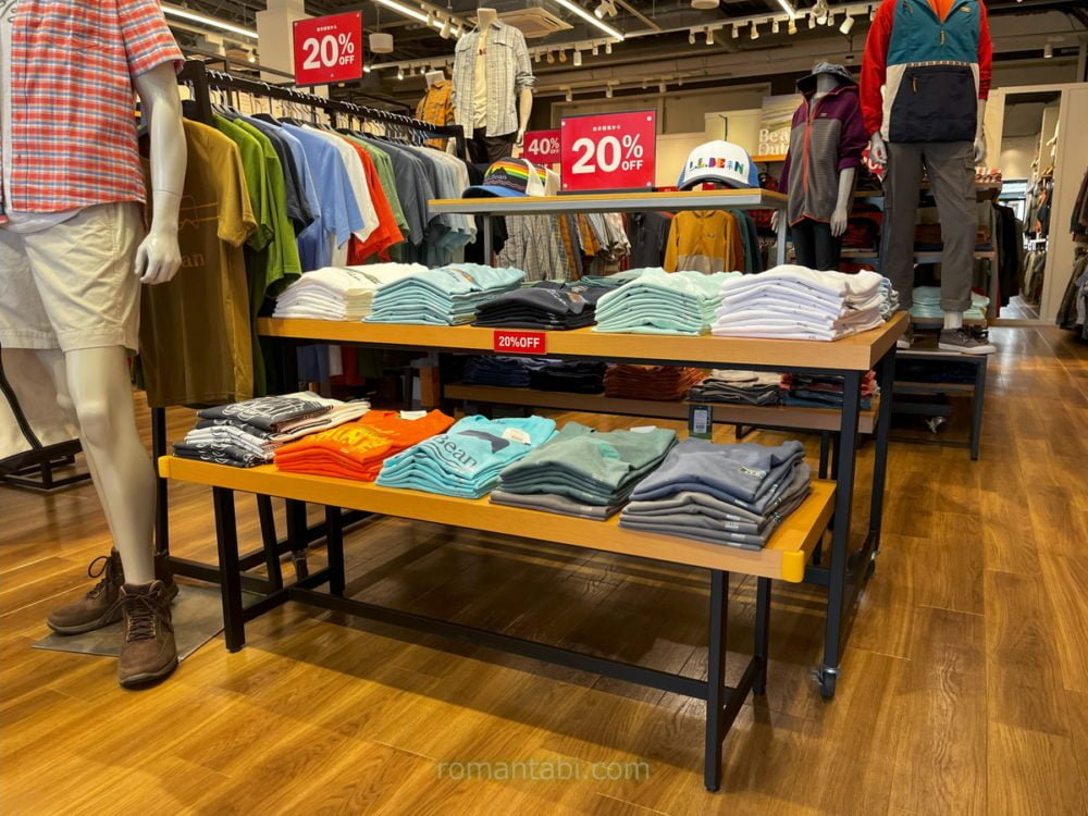 L.L.Bean エル・エル・ビーンの店内