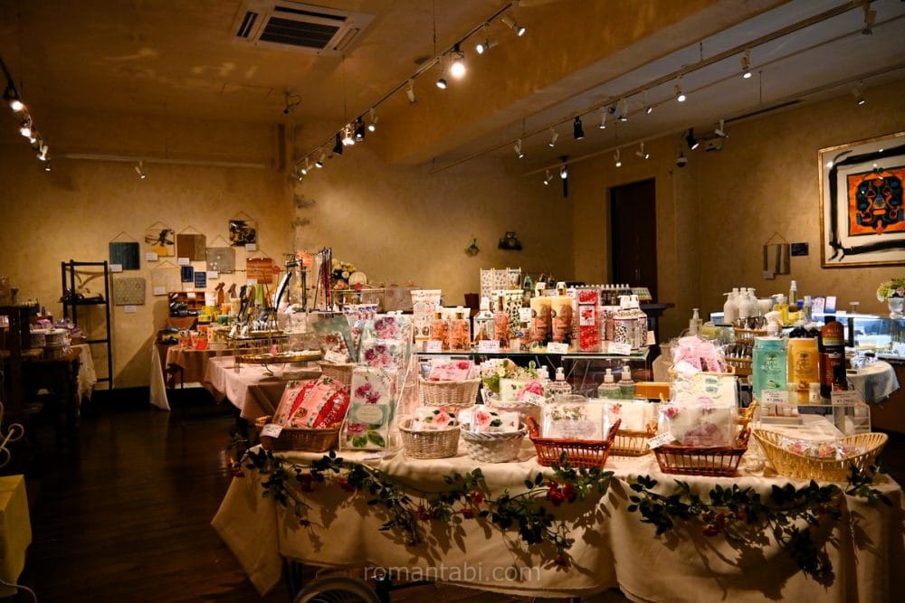 音楽と森の美術館のミュージアムショップ