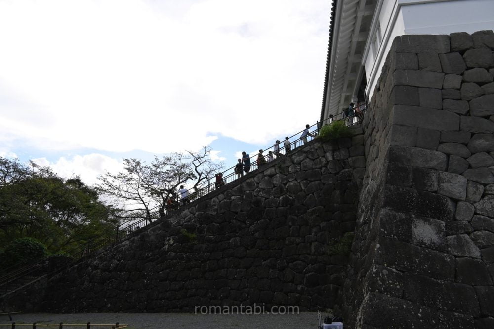 小田原城へ登る階段