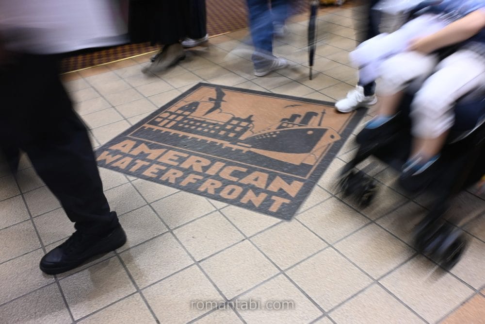 ボン・ヴォヤージュの床のタイルのamerican waterfront