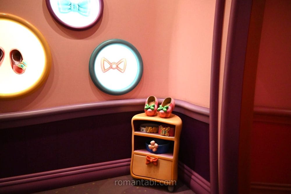 ミニーのスタイルスタジオの入口