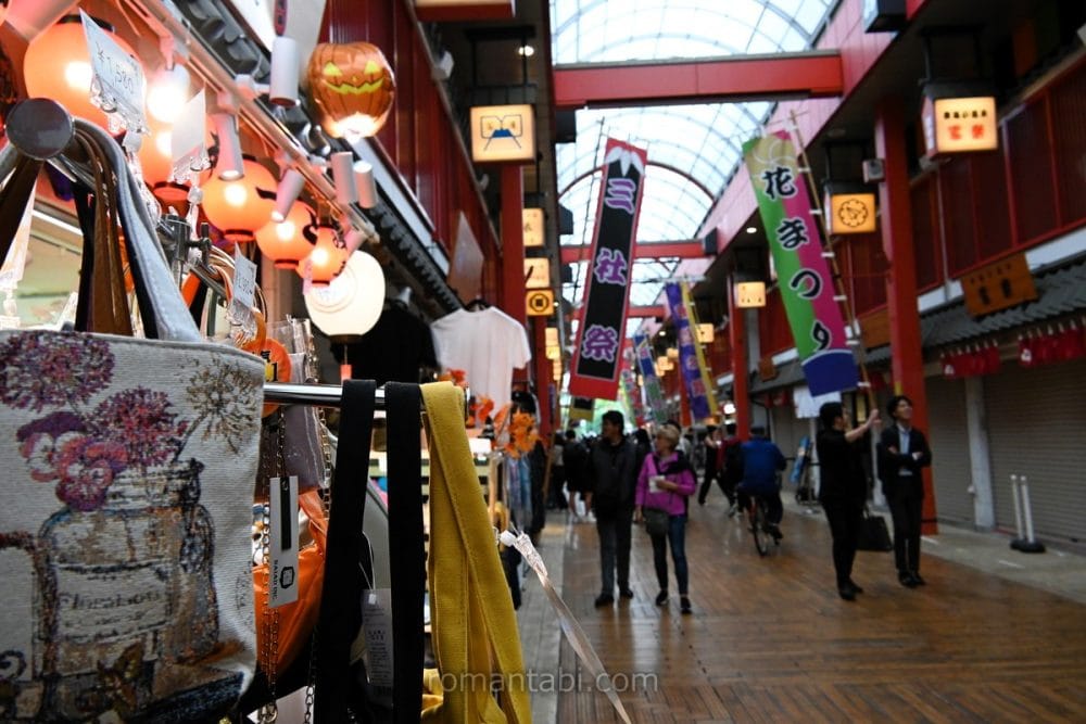 Traditional Japanese footwear at Asakusa Fujiya