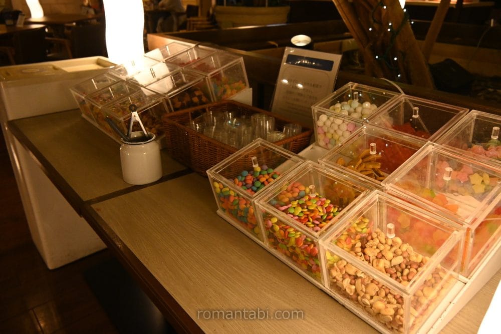 オリエンタルホテル東京ベイのラウンジのお菓子