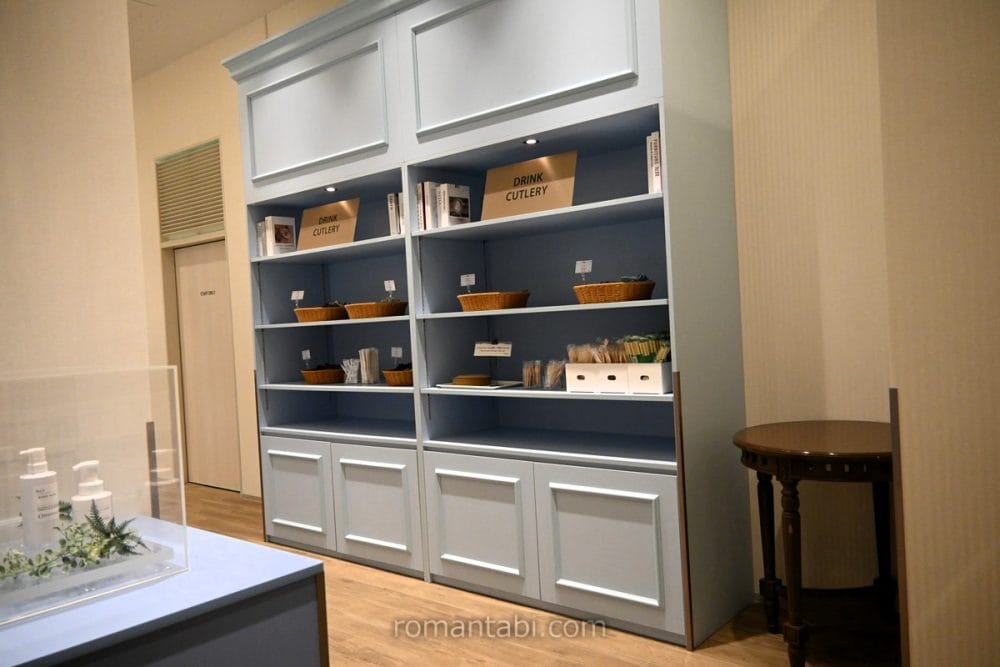 オリエンタルホテル東京ベイ・ ティロワールのアメニティー棚