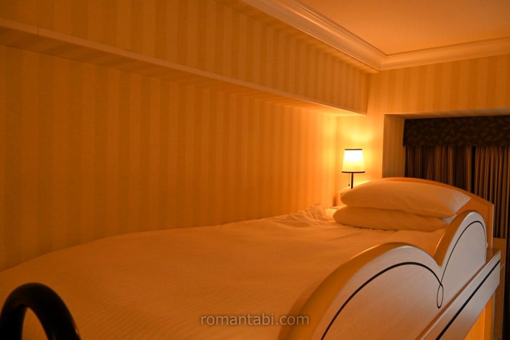 オリエンタルホテル東京ベイ「グランデ6」の2階建てベッド