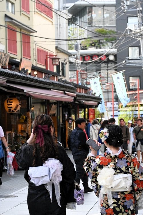Asakusa Okuyama Omairi-machi