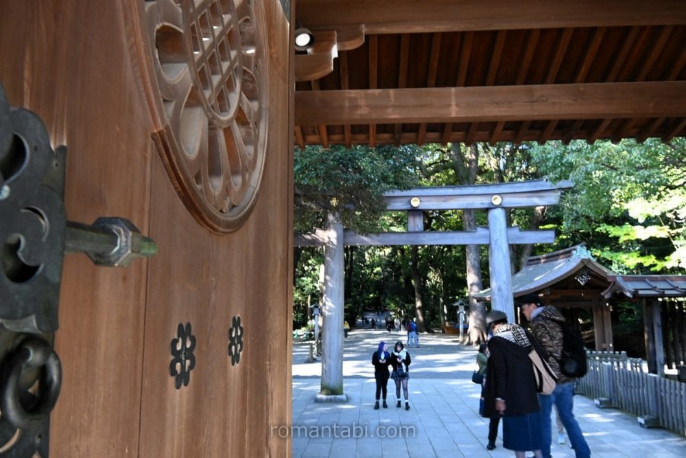 明治神宮の門の扉/Gate door of Meiji Shrine