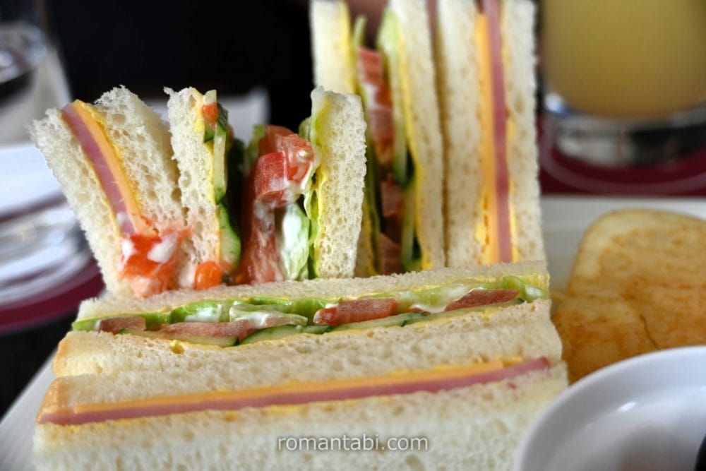 箱根・山のホテル・ラウンジのサンドウィッチ