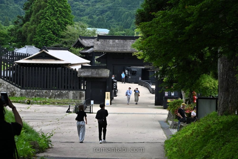 箱根関所への道